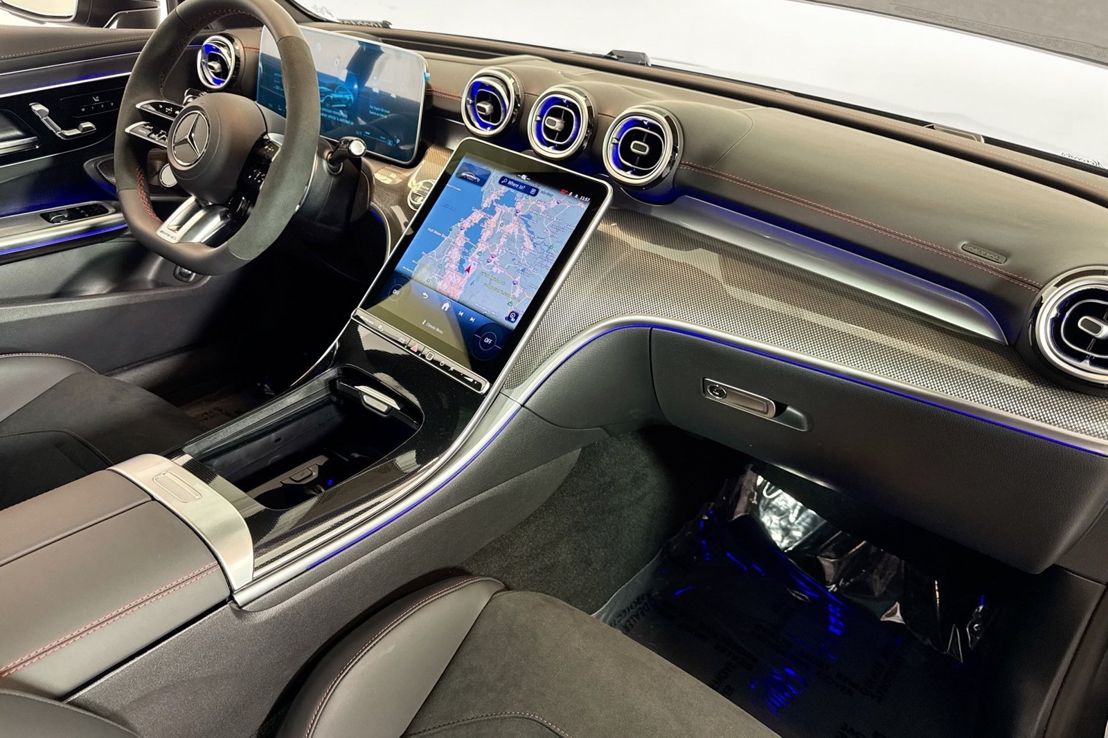 New 2026 Manufaktur Graphite Grey Magno Mercedes-Benz AMG® CLE 53 image 27
