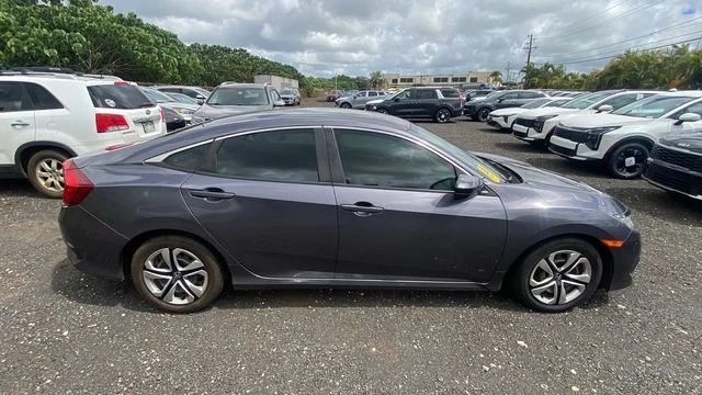 Used 2018 Gray Honda LX image 6