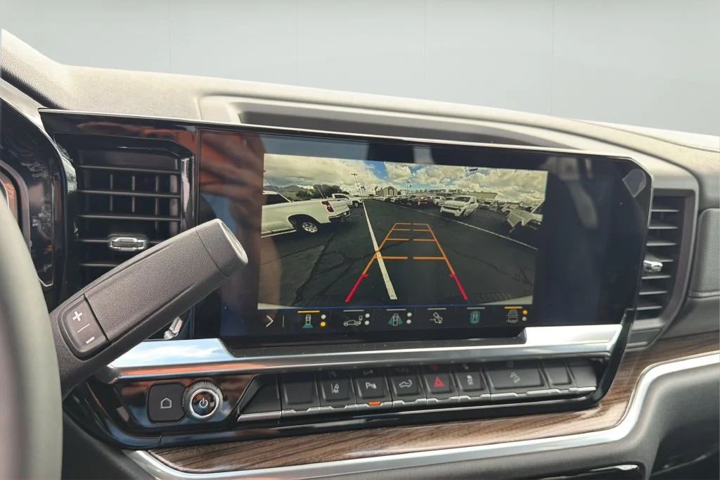 New 2026 Summit White Chevrolet LT image 27
