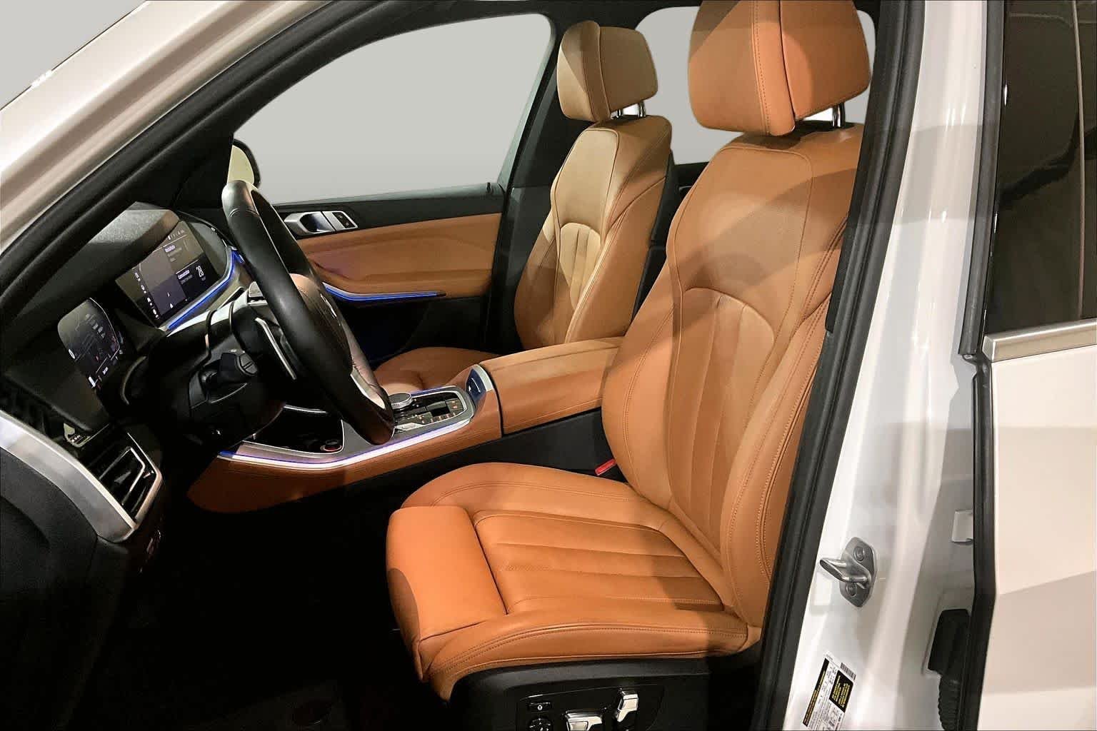 Used 2019 Mineral White Metallic BMW xDrive40i image 8