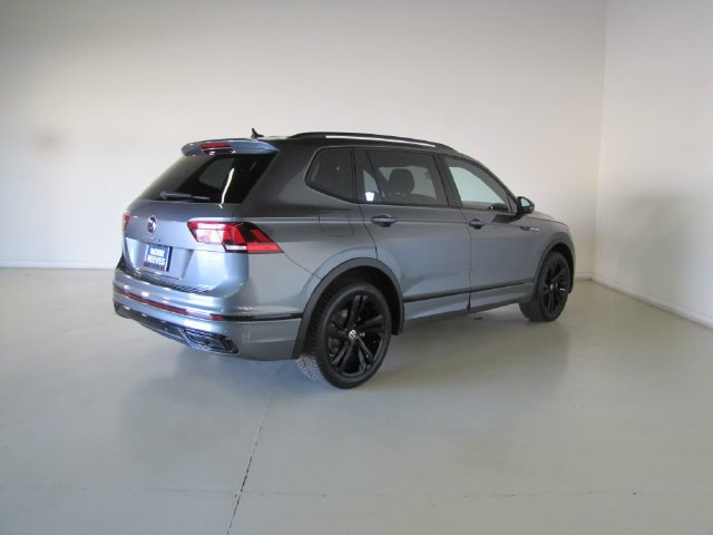 Used 2023 Gray Volkswagen SE R-Line Black image 23