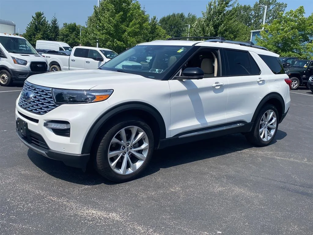Used 2022 Star White Metallic Tri-Coat Ford Platinum image 7