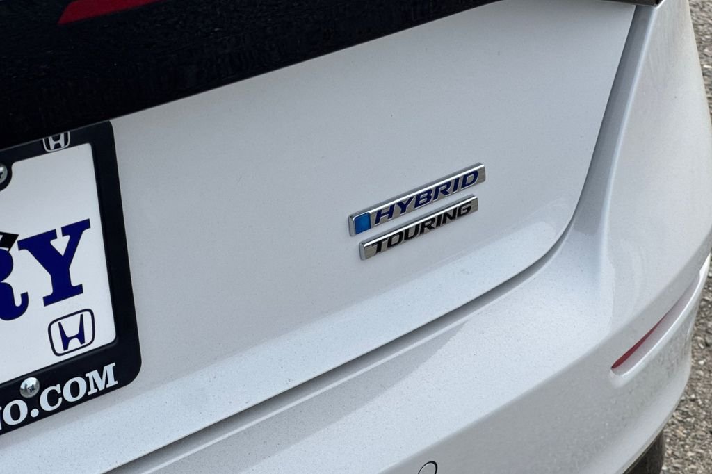 New 2026 Platinum White Pearl Honda Touring image 25