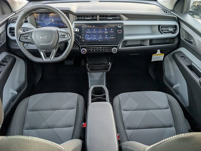 2027 Chevrolet Bolt LT - Photo 15