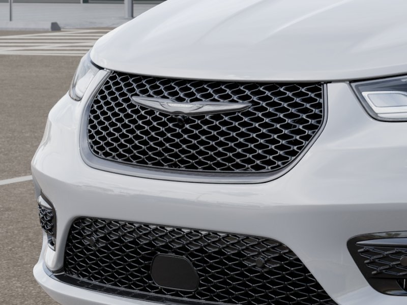 New 2026 Bright White Clearcoat Chrysler Select image 61