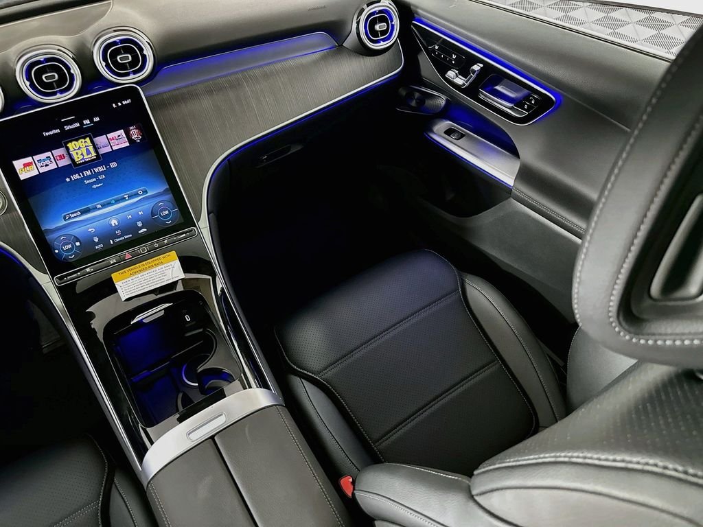 Used 2026 Blue Mercedes-Benz GLC 300 image 24