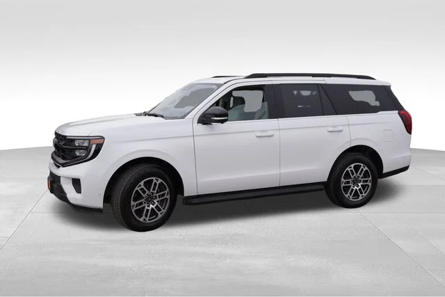 Used 2025 White Ford Active image 10