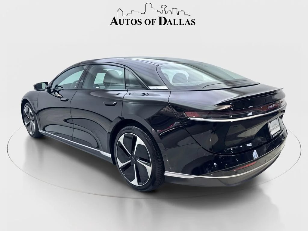 Used 2023 Black Lucid Touring image 7