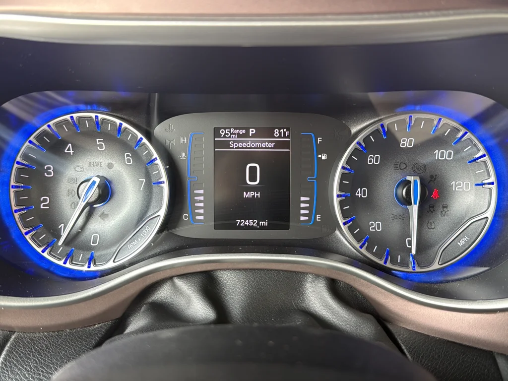Used 2023 Gray Chrysler LX image 21