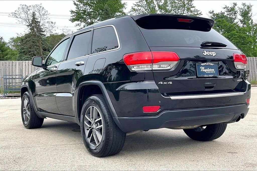 Used 2018 Black Jeep Limited image 10
