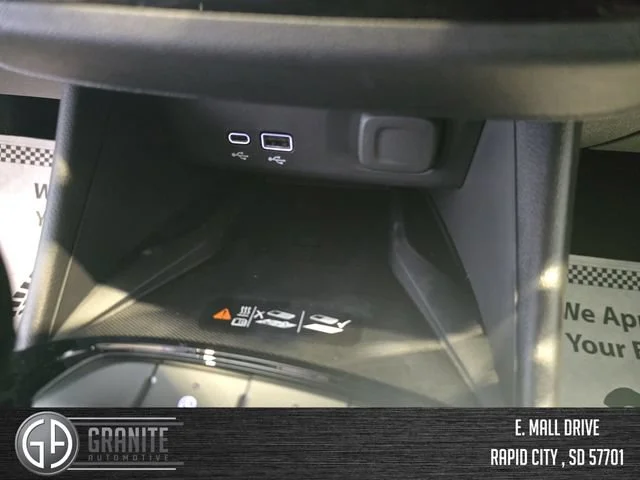 2026 Buick Envista Sport Touring - Photo 34