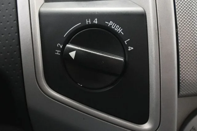 Used 2008 Super White Toyota Base image 28