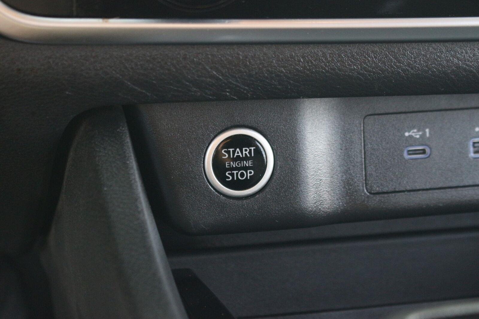 Used 2023 Blue Nissan S image 28