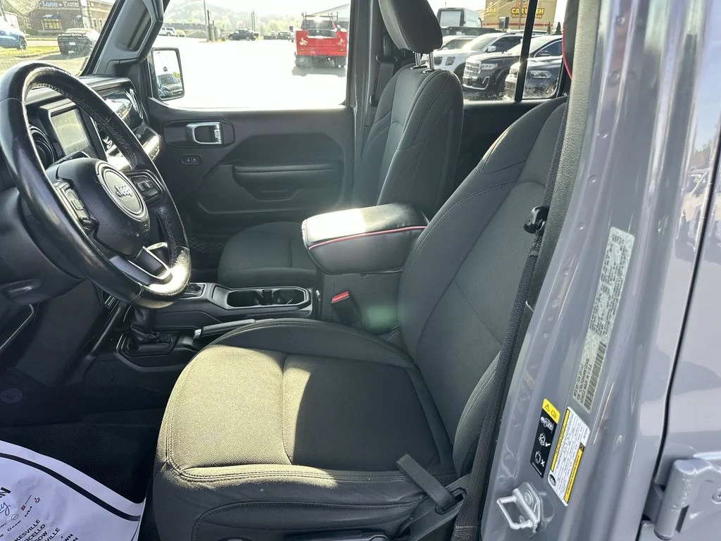 Used 2022 Gray Jeep Unlimited Sport Altitude image 11