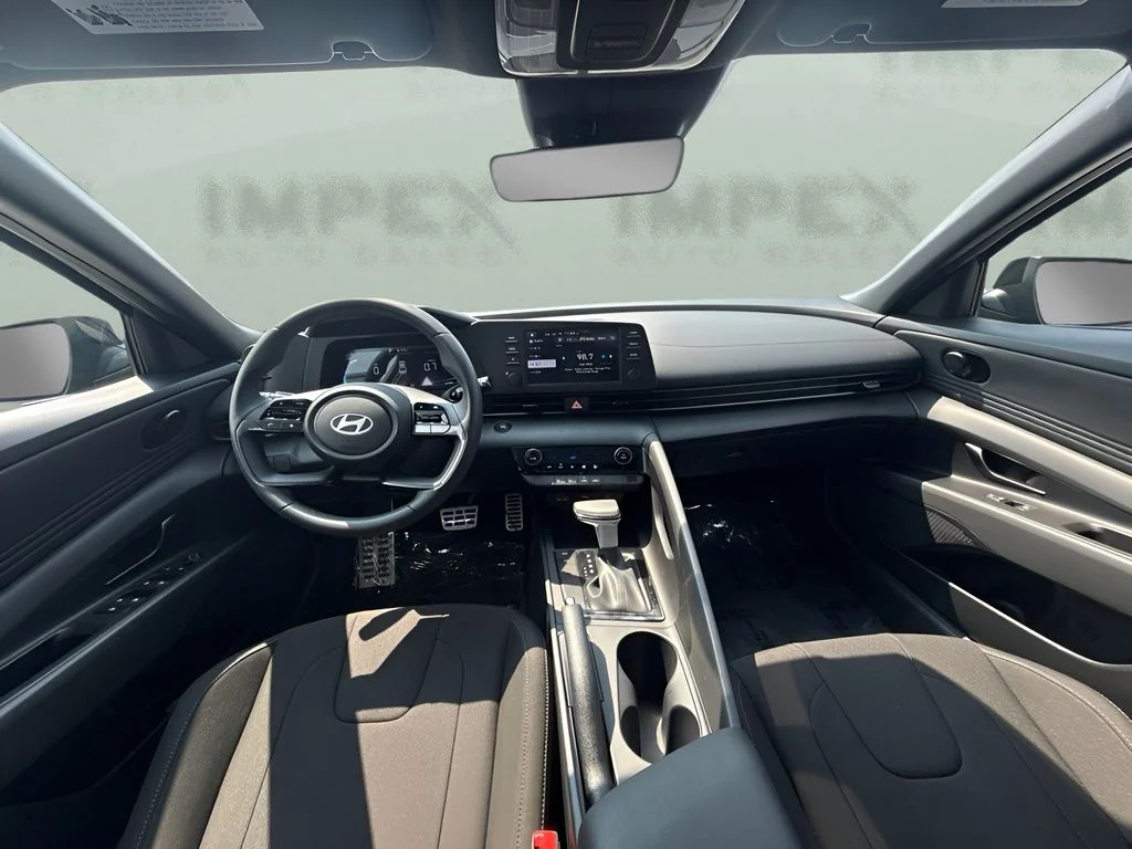 Used 2026 Black Hyundai SEL Sport image 7