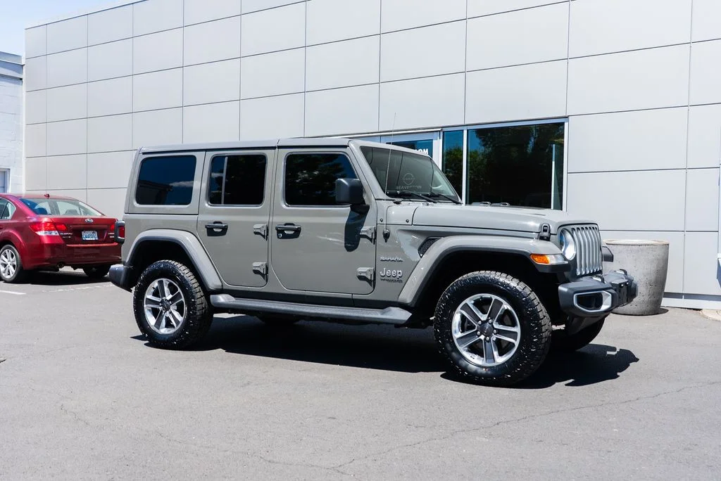 Used 2021 Gray Jeep Unlimited Sahara image 29