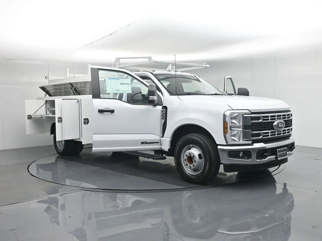 New 2025 White Ford XL image 37