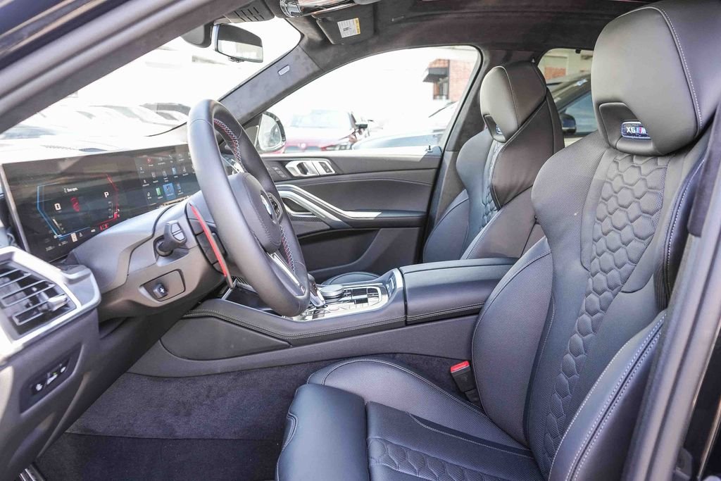 2026 BMW X6 M X6 M - Photo 17