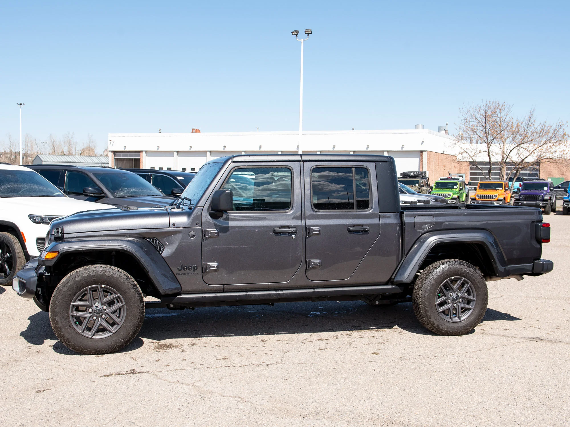 Used 2025 Grey Jeep Sport S* 4x4, Heated Seats/Wheel, Max Tow Package, Remote Start image 2