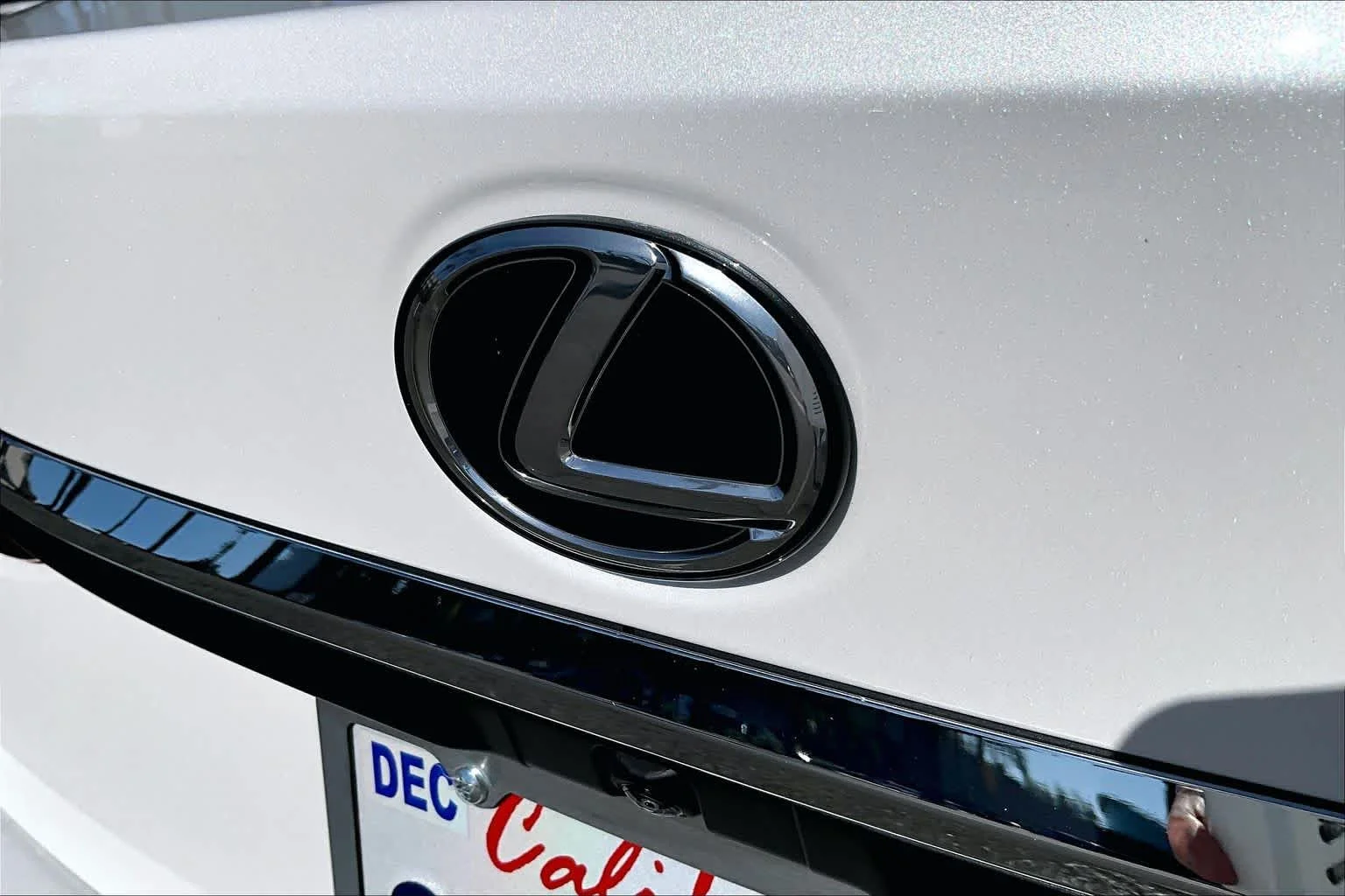 Certified Used 2025 Eminent White Pearl Lexus  image 29