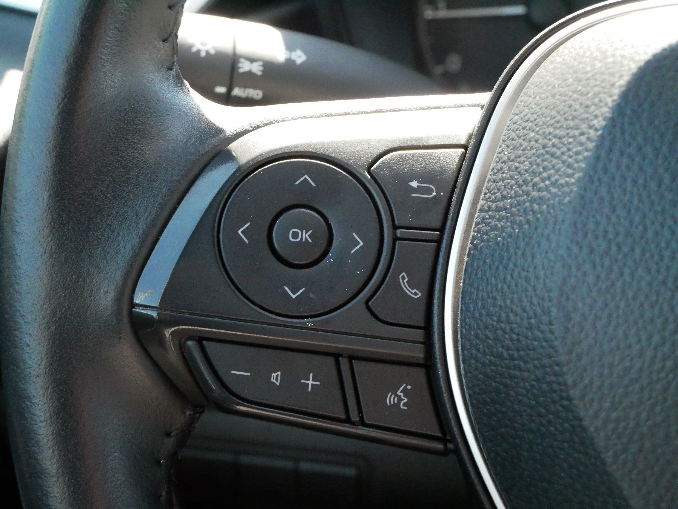 Certified Used 2025 UNDERGROUND Toyota SE image 26