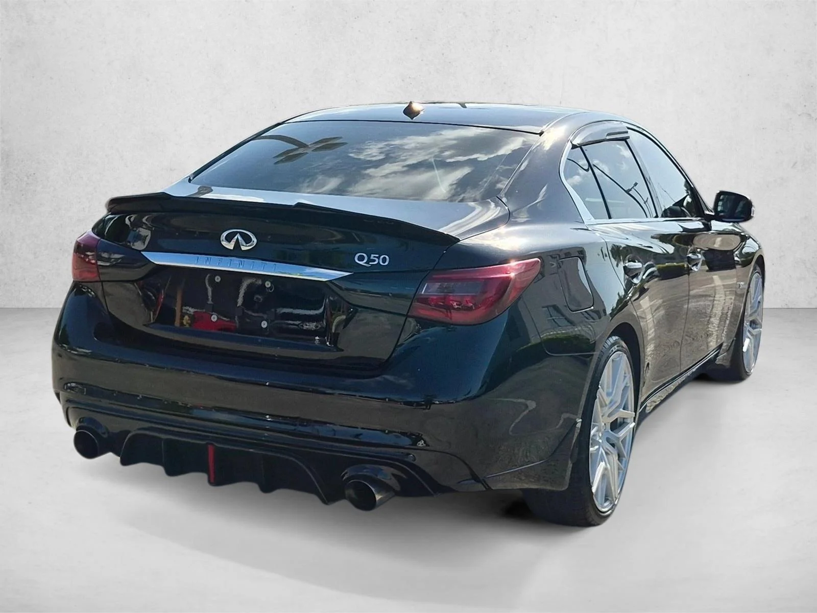 Used 2020 Black Obsidian INFINITI 3.0t LUXE image 5