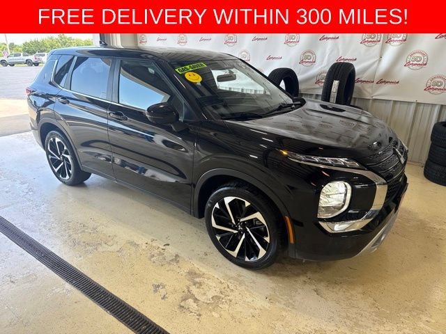 Used 2024 White Mitsubishi SE 2.5 2WD image 33
