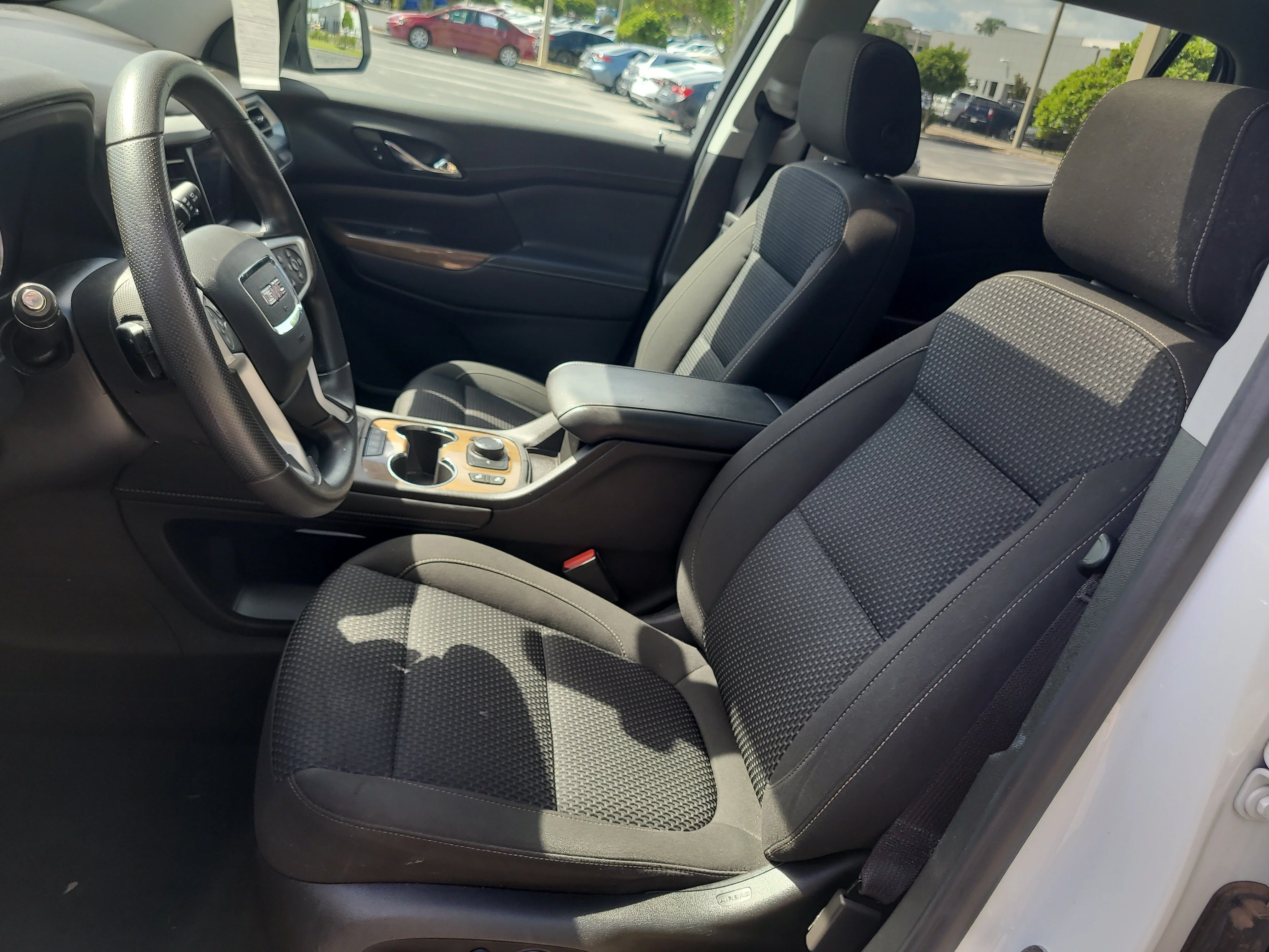 Used 2023 Summit White GMC SLE image 19