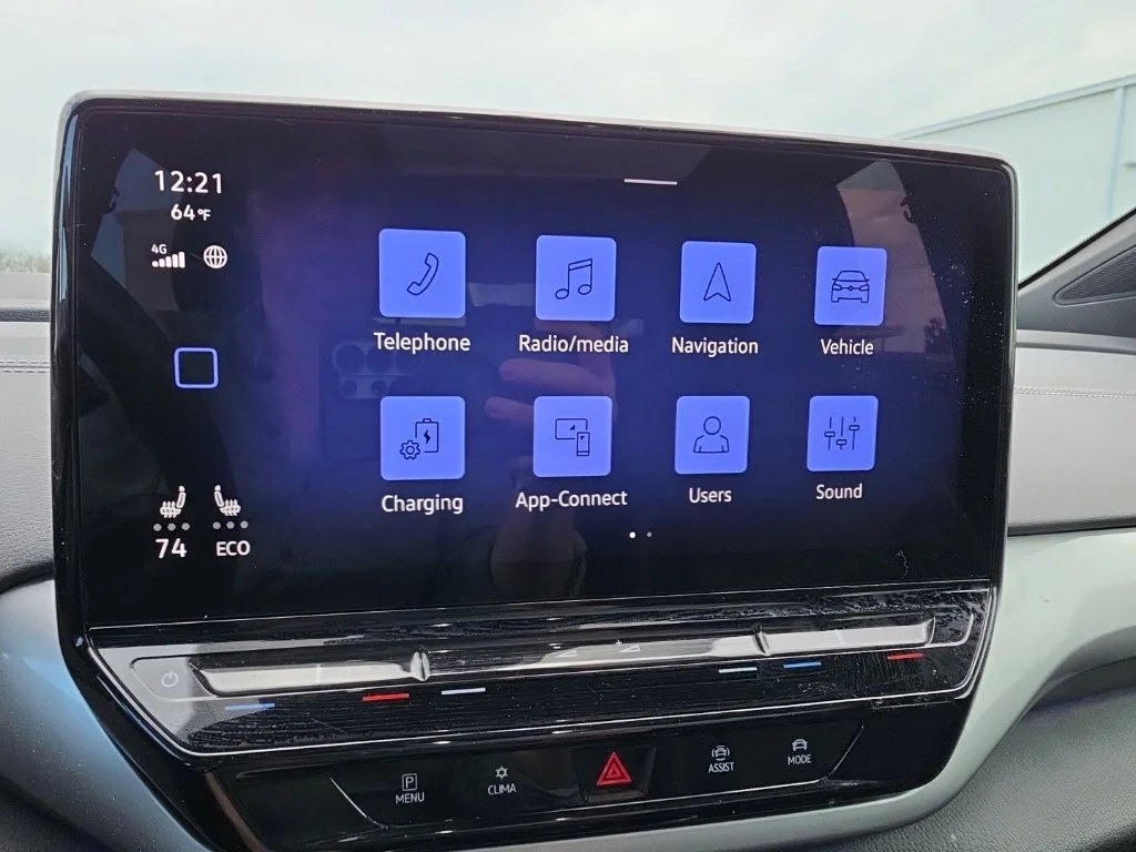 Certified Used 2023 Black Volkswagen Pro S image 17