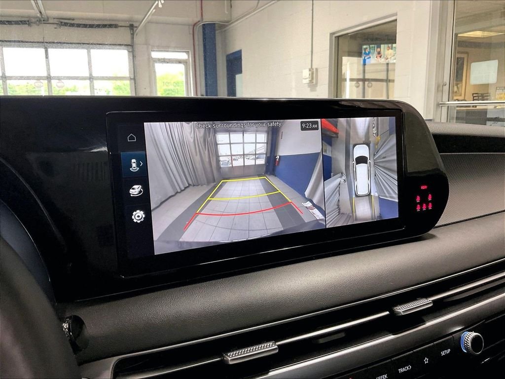 Used 2024 Black Hyundai SEL image 19