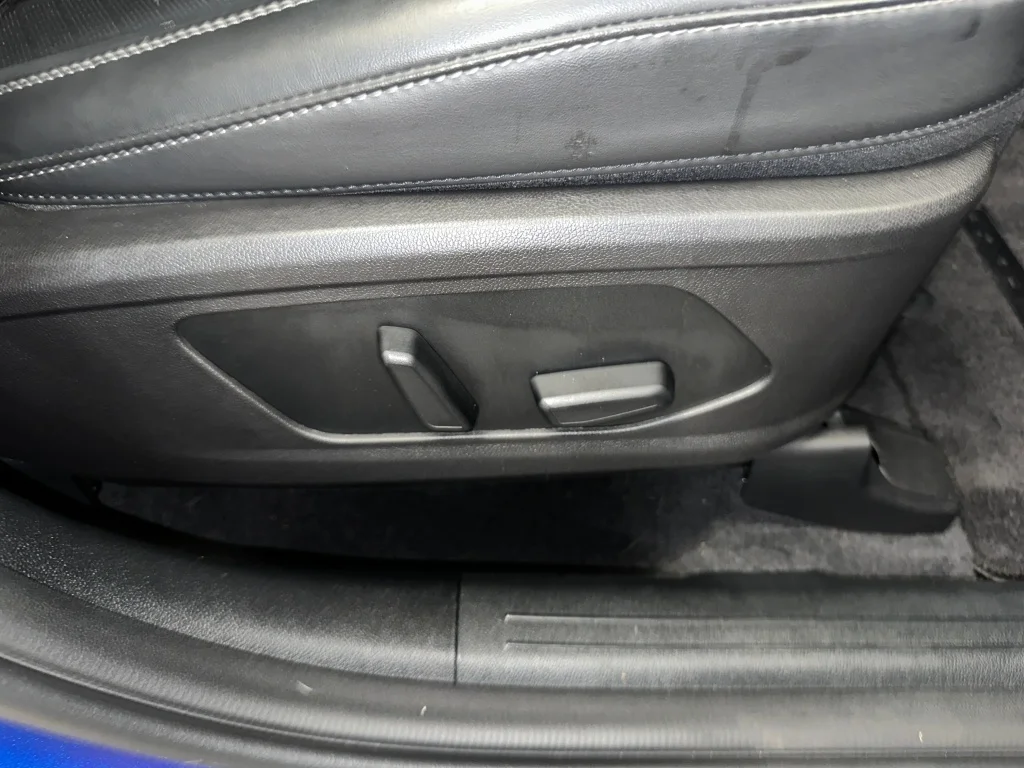 Certified Used 2022 Sapphire Blue Kia SX image 34