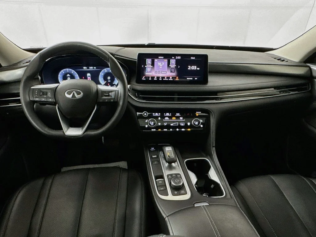 Certified Used 2024 Gray INFINITI LUXE image 30