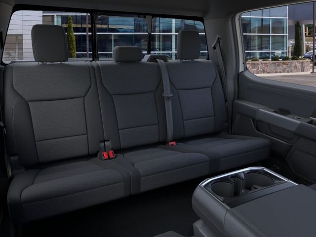 New 2026 Oxford White Ford XLT image 11