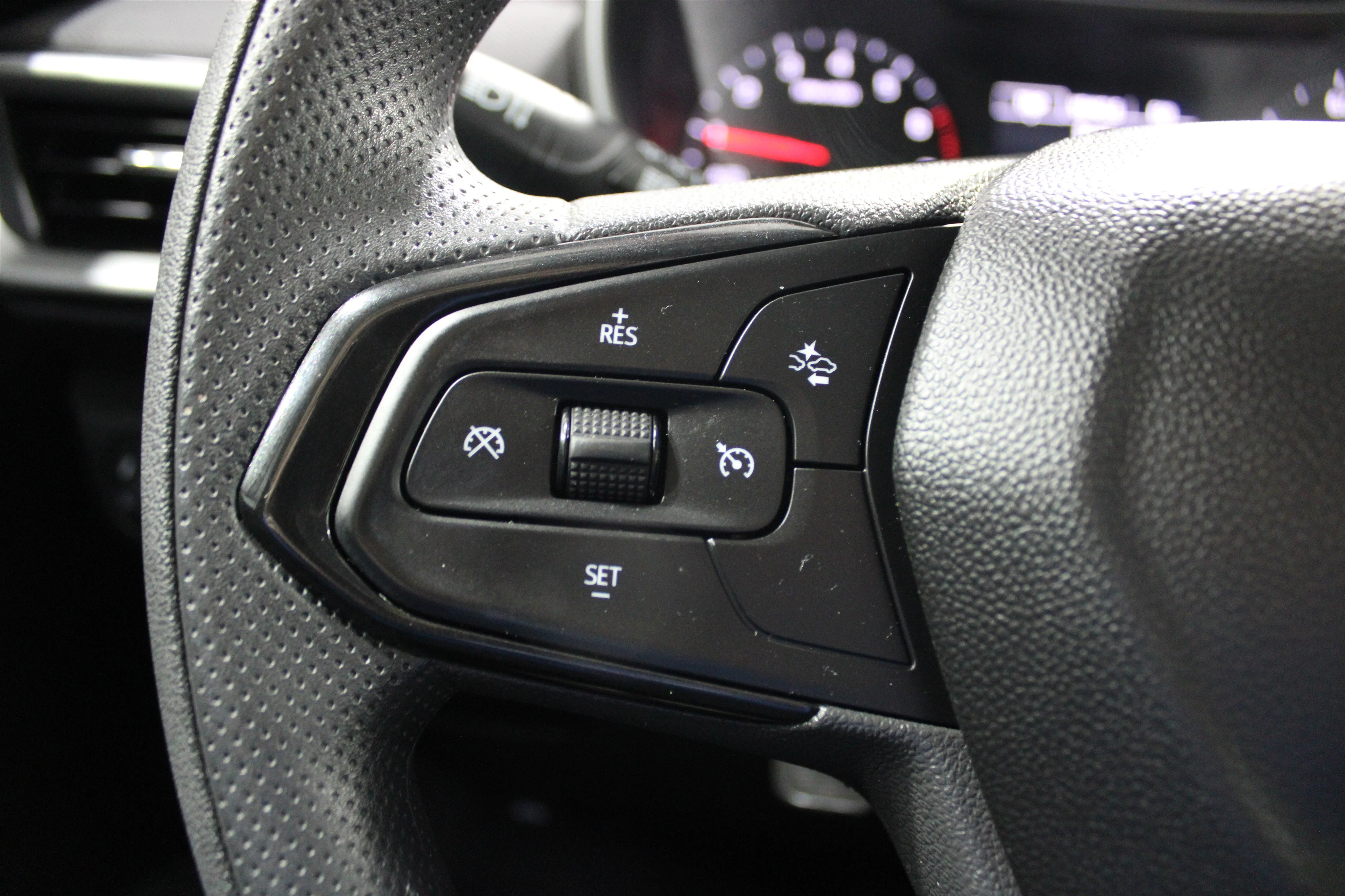 2023 Chevrolet TrailBlazer LS - Photo 10