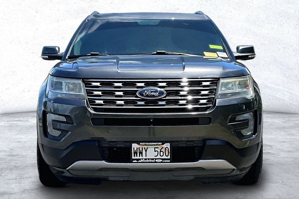 Used 2017 Gray Ford Limited image 3