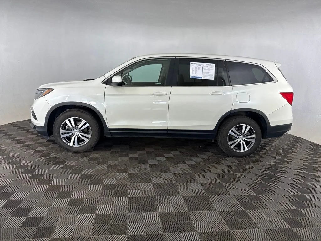 Certified Used 2018 White Honda EX-L image 9