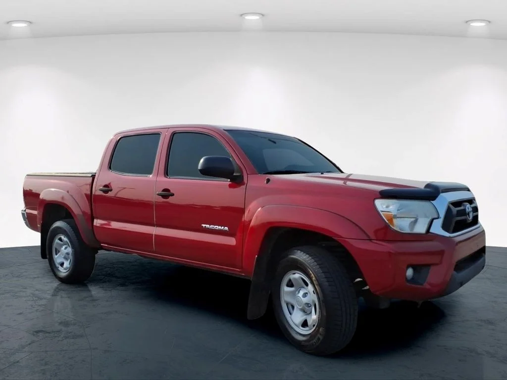 Used 2015 Red Toyota PreRunner image 4