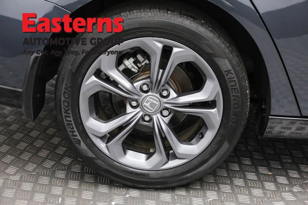 Used 2024 Gray Honda EX-L image 31