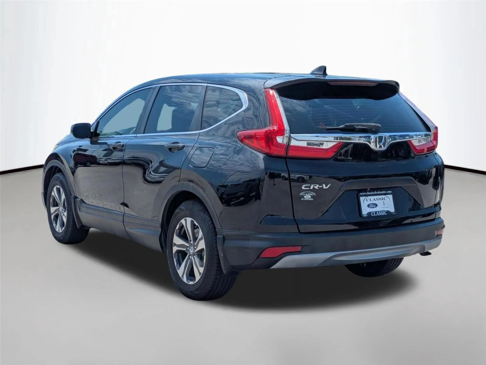 Used 2019 Crystal Black Pearl Honda LX image 4