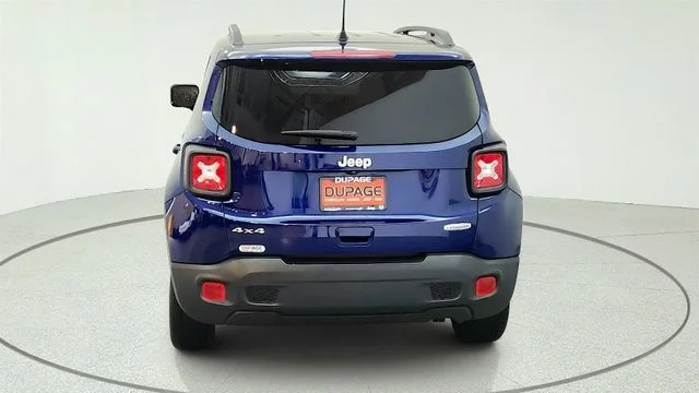 Used 2020 Blue Jeep Latitude image 10