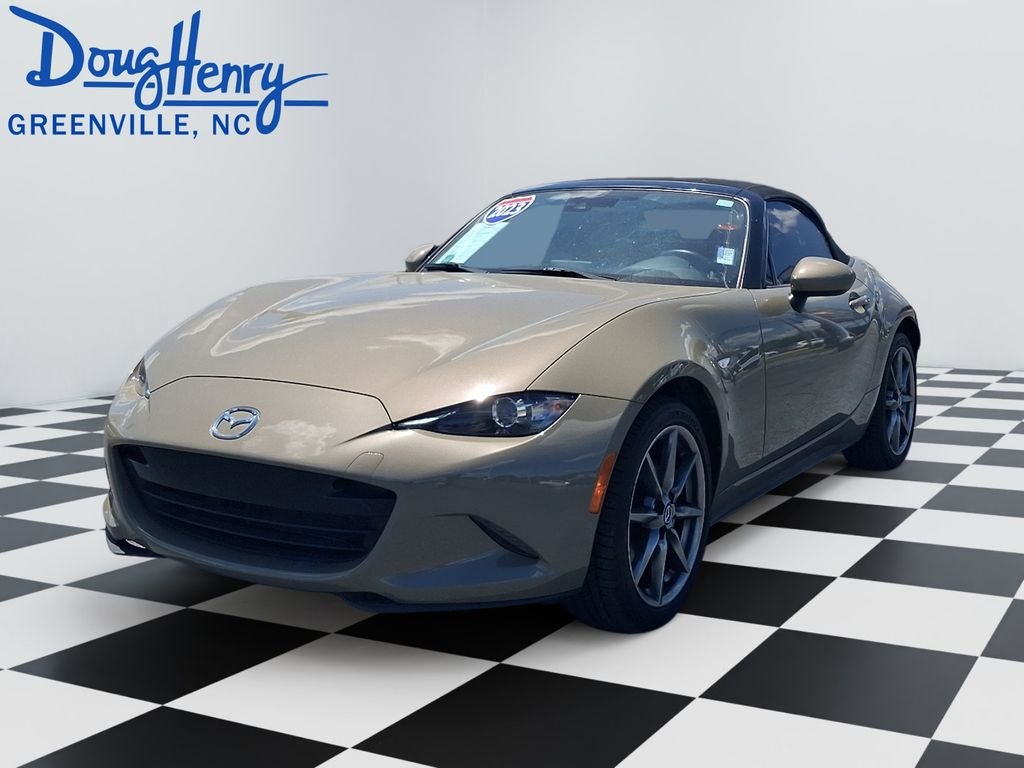 Used 2023 Beige Mazda Grand Touring image 1