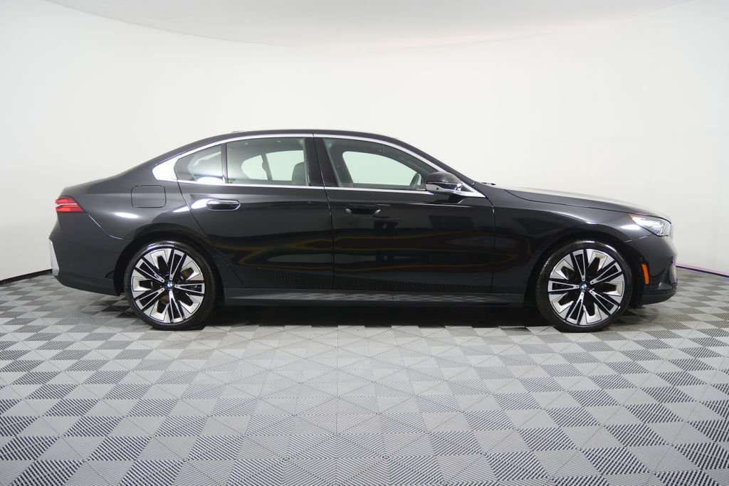 Certified Used 2026 Black Sapphire Metallic BMW 540i xDrive image 4