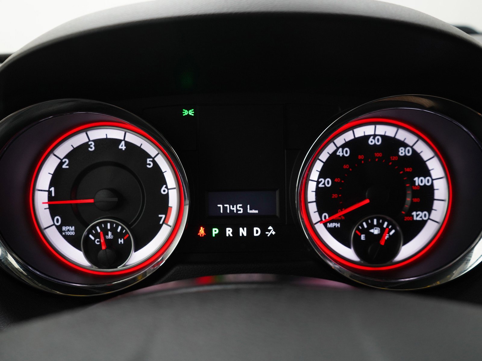 Used 2018 Octane Red Pearlcoat Dodge SE Wagon image 28