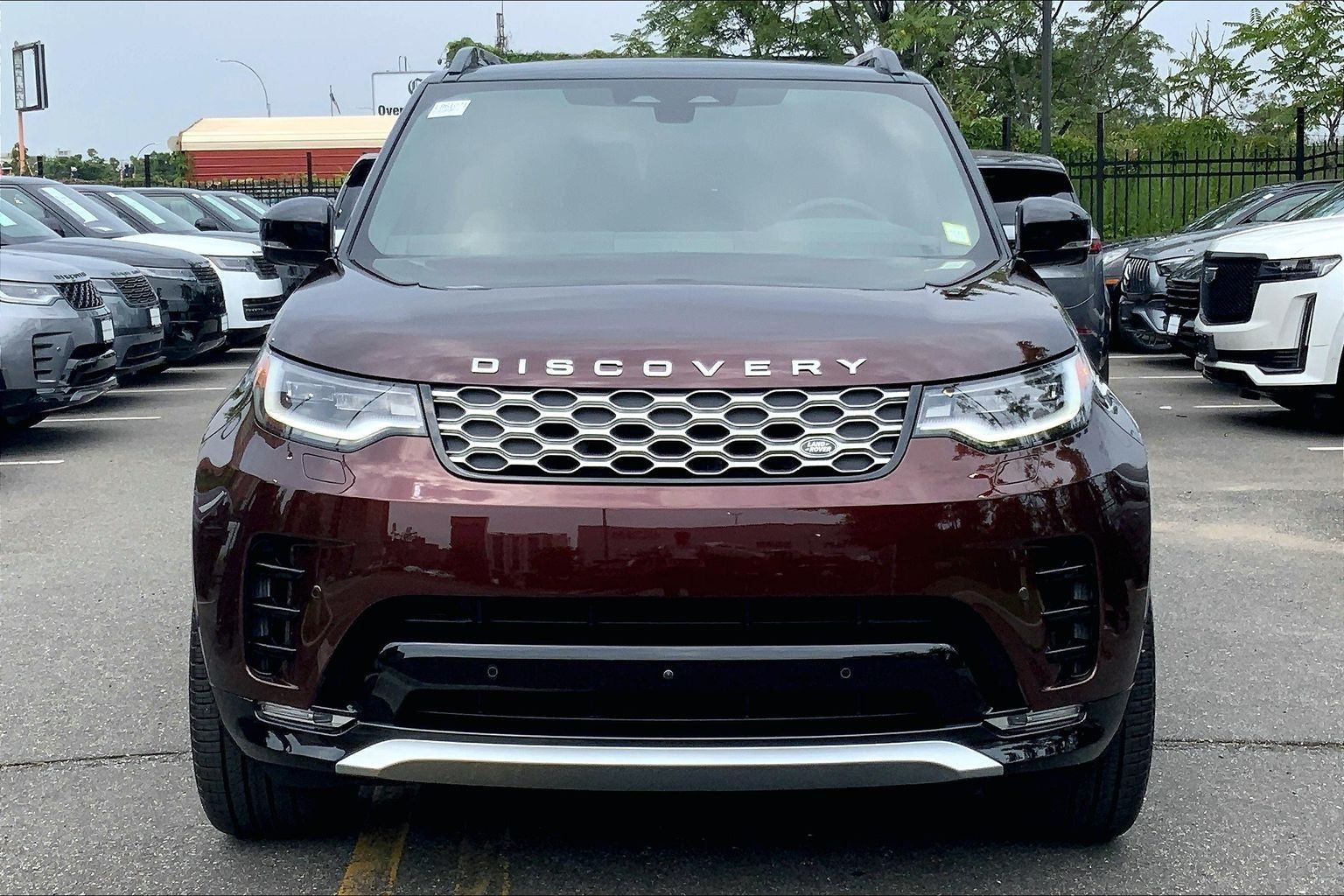 New 2026 Sedona Red Land Rover Gemini Edition image 3