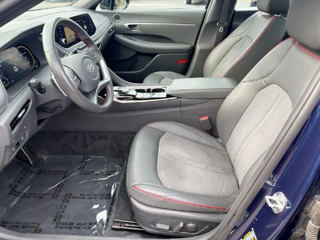 Used 2021 Blue Hyundai SEL Plus image 15