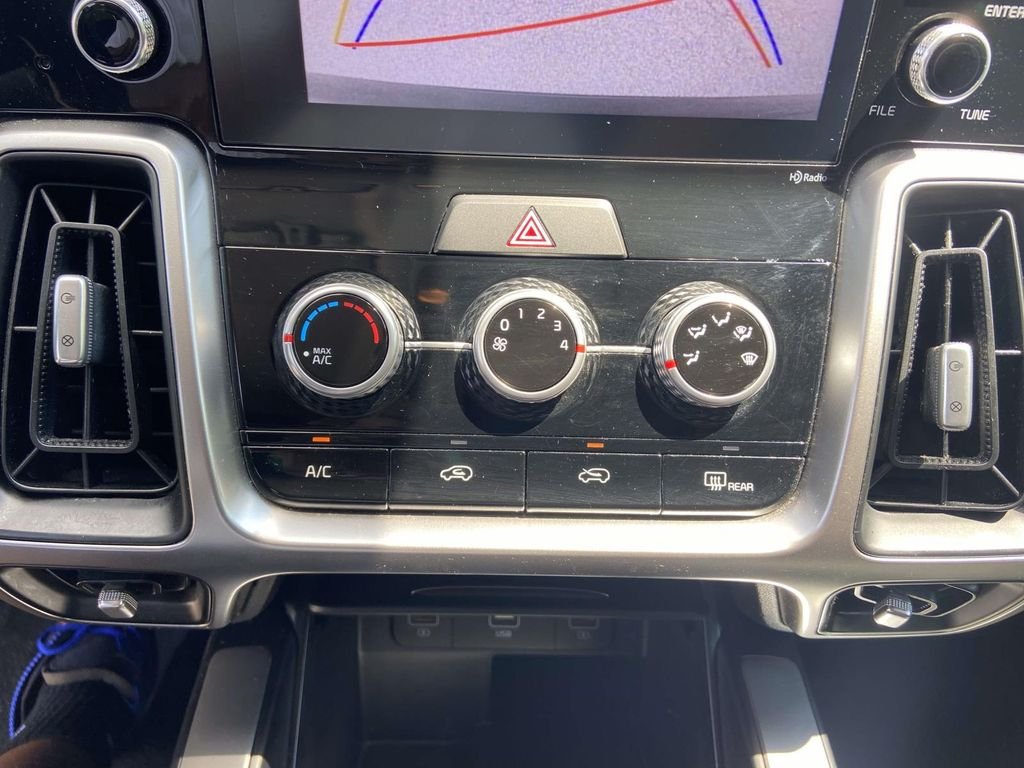 Used 2022 Gray Kia LX image 22