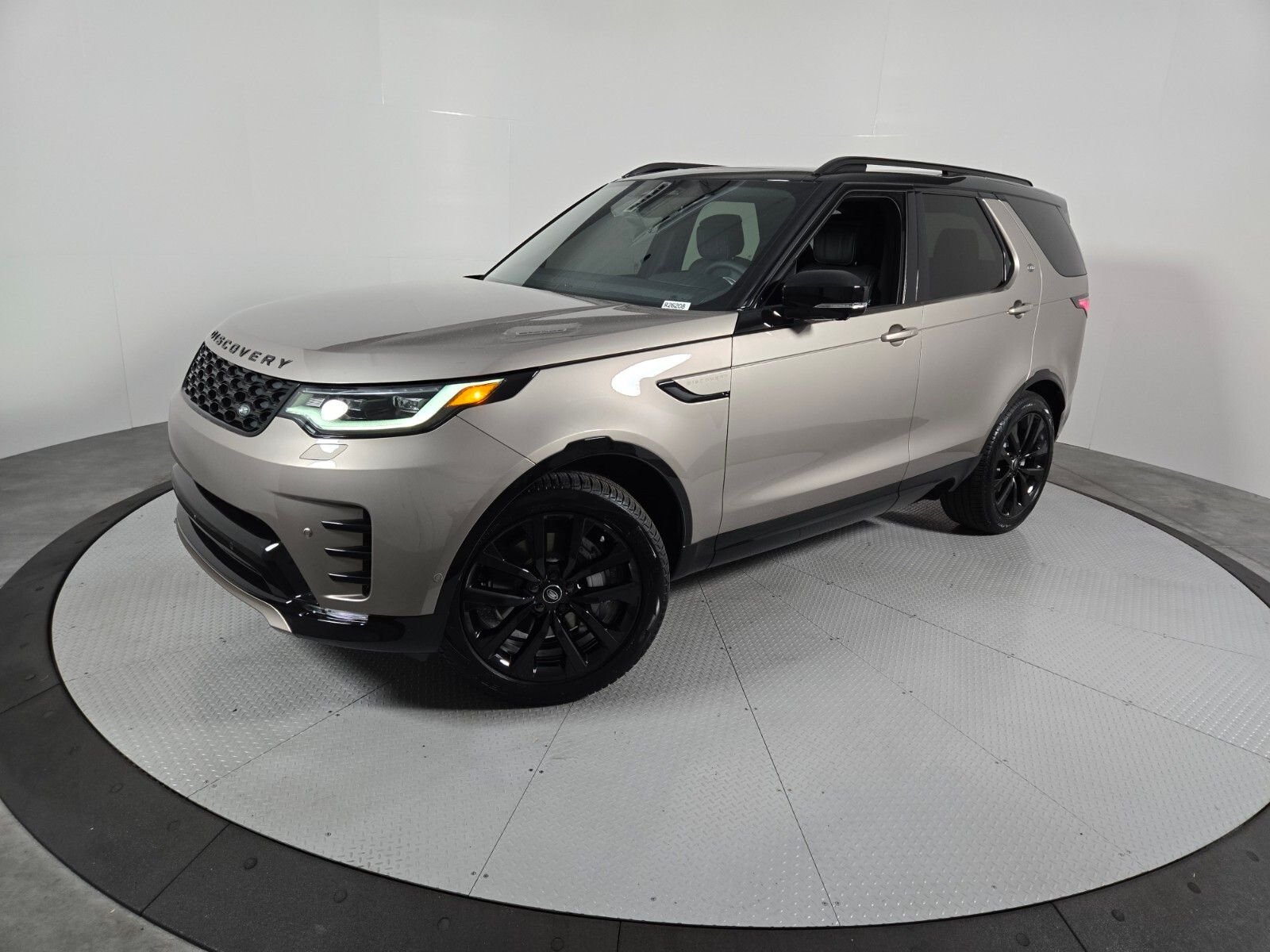 2026 Land Rover Discovery