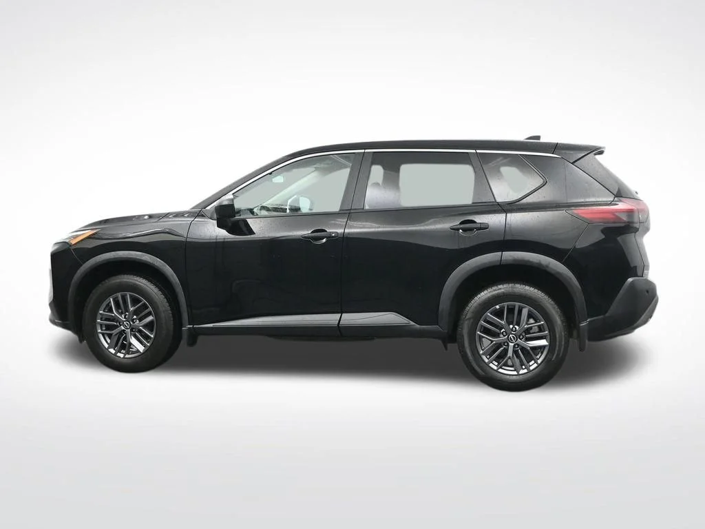 Used 2023 Black Nissan S image 9