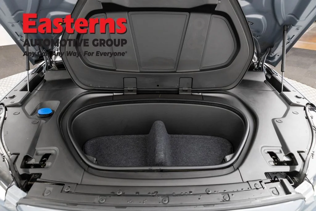 Used 2023 Gray Volvo Ultimate image 7
