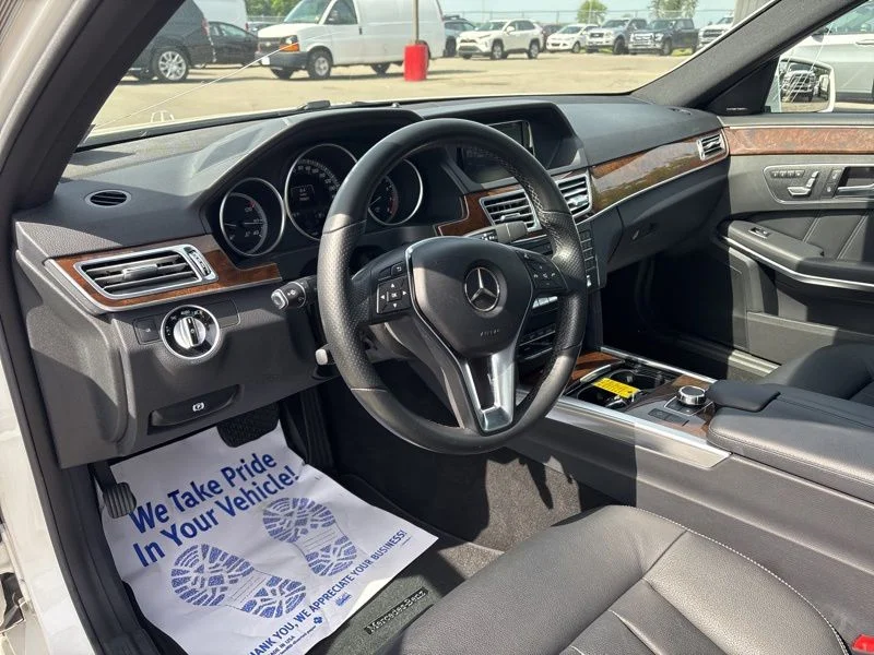 Used 2016  Mercedes-Benz E 350 image 20